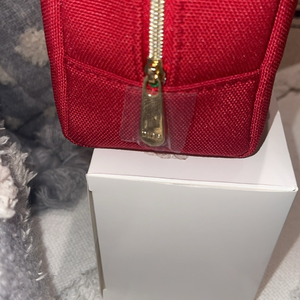 NEW DIOR BEAUTE TROUSSE POUCH W/BOX RED - Picture 3 of 5